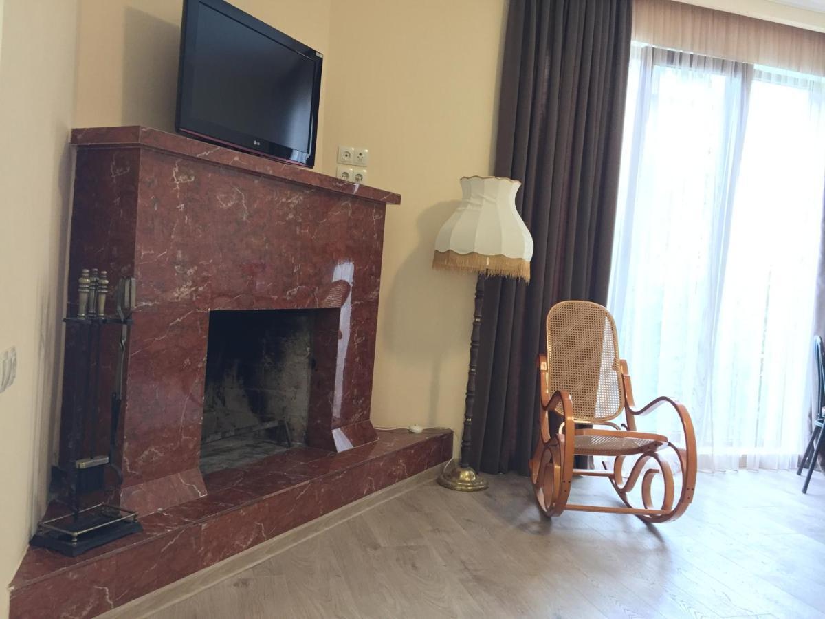 Bed and Breakfast House 41 Тбилиси Экстерьер фото