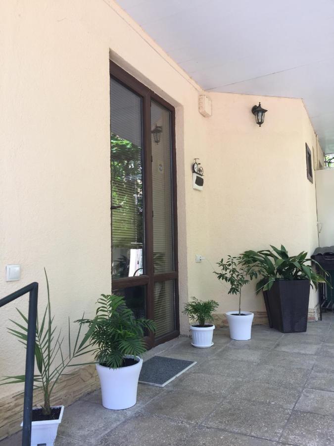 Bed and Breakfast House 41 Тбилиси Экстерьер фото