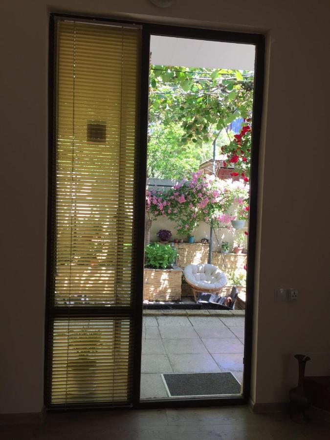 Bed and Breakfast House 41 Тбилиси Экстерьер фото