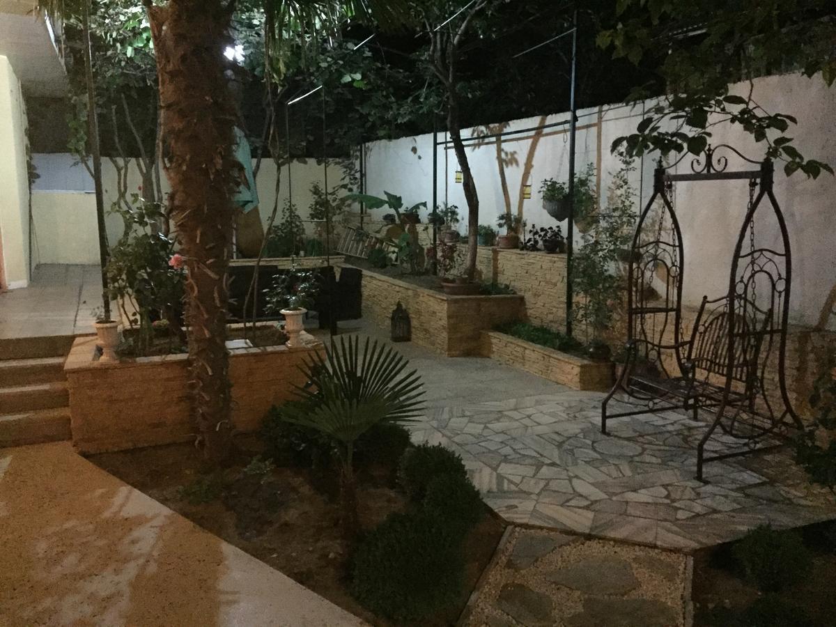 Bed and Breakfast House 41 Тбилиси Экстерьер фото