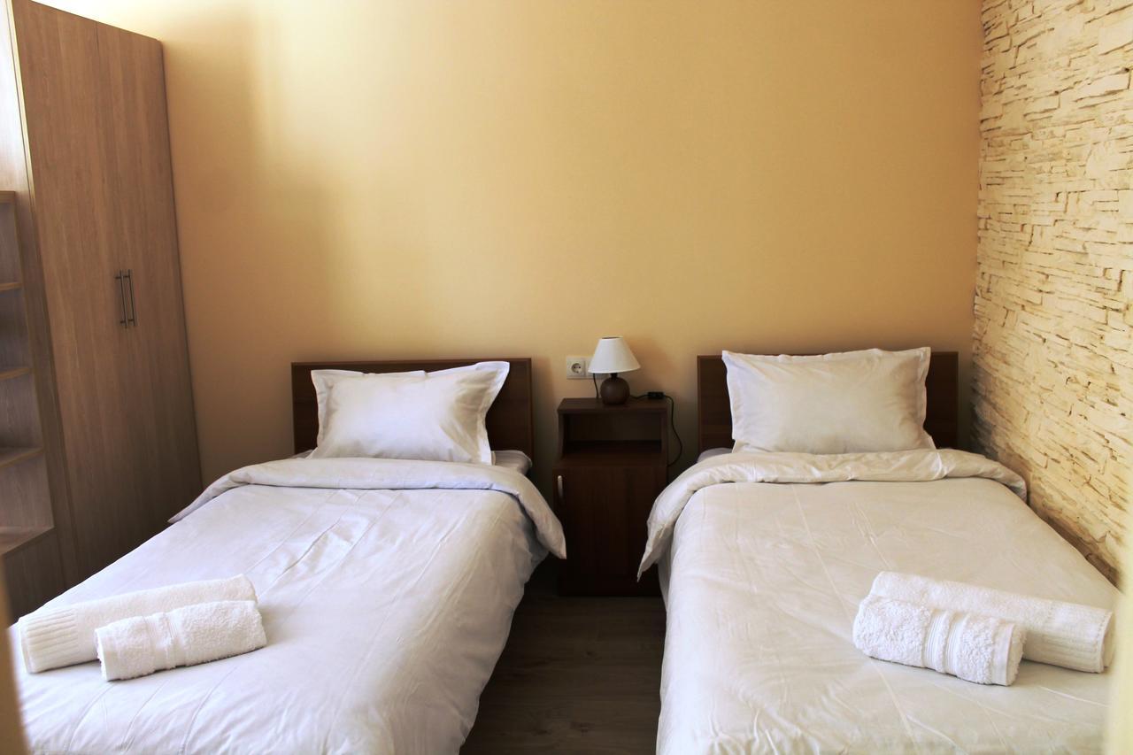 Bed and Breakfast House 41 Тбилиси Экстерьер фото